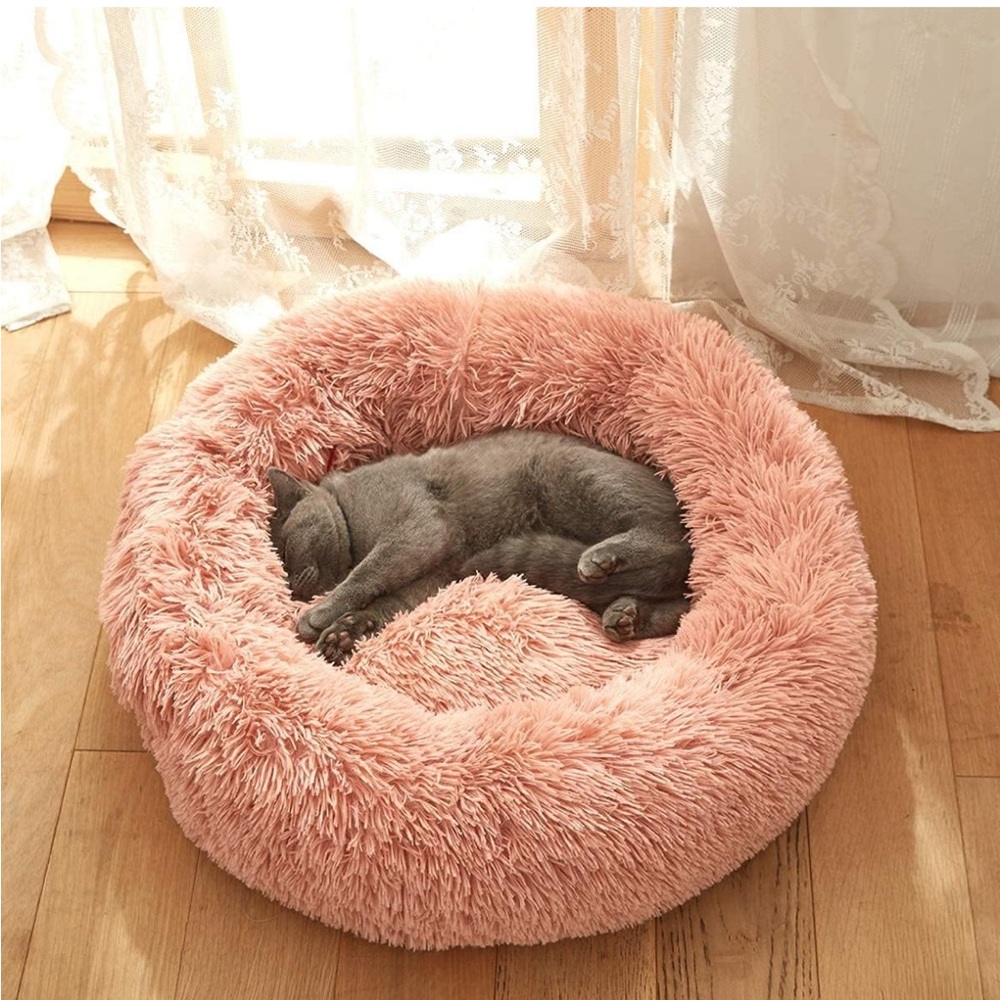 🆕Pink dog or cat bed size large Amazon bought brand new